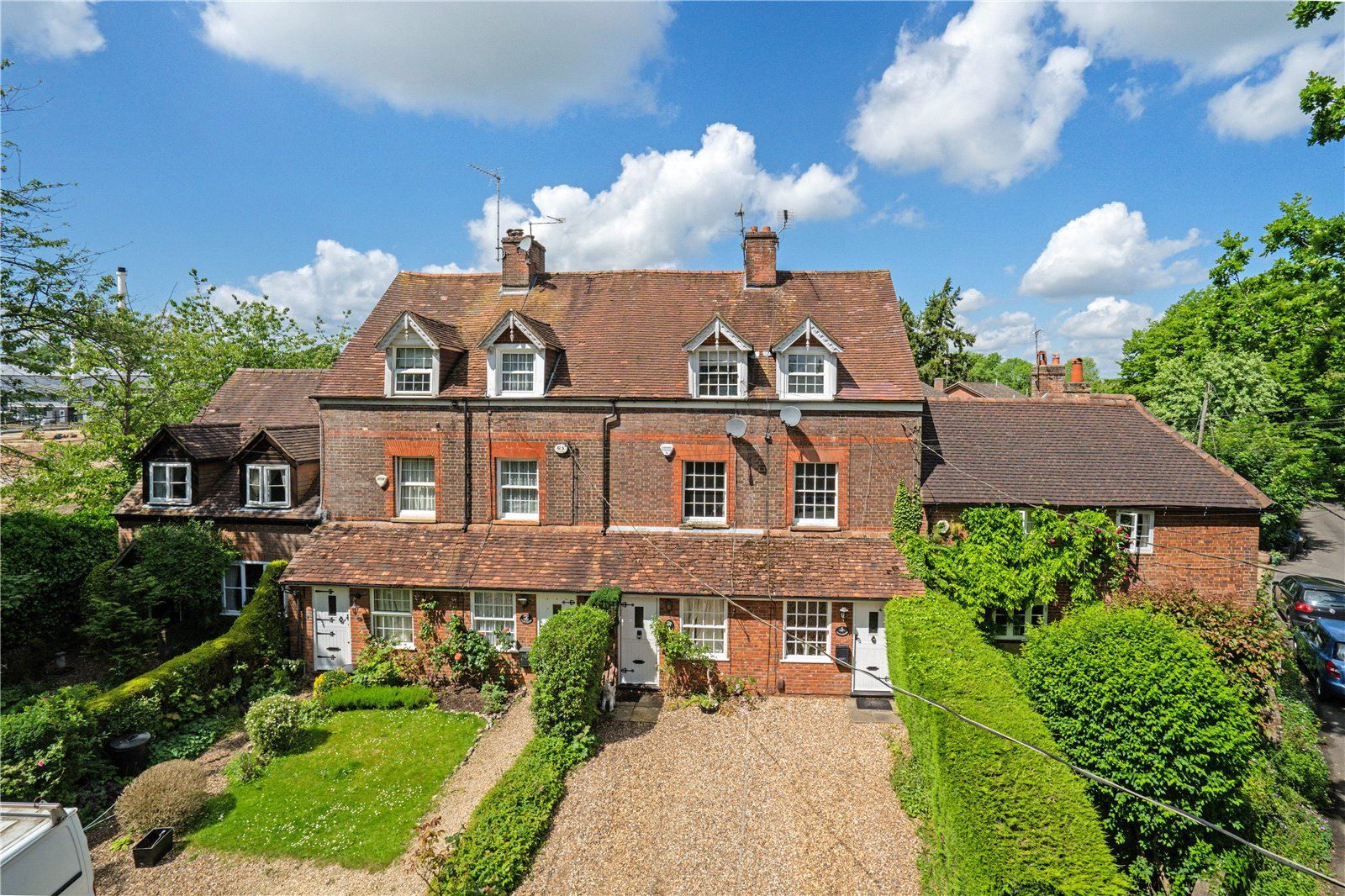 3 bed terraced house for sale in Finch Lane, Amersham, Buckinghamshire