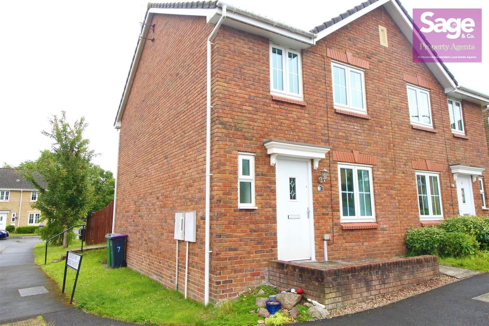 3 bed semidetached house for sale in Grayson Way, Llantarnam, Cwmbran