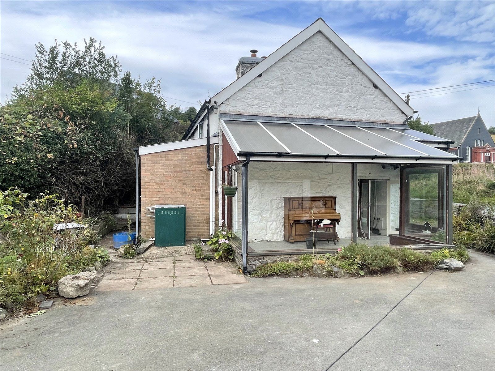 2 bed detached house for sale in Y Fan, Llanidloes, Powys SY18 Zoopla