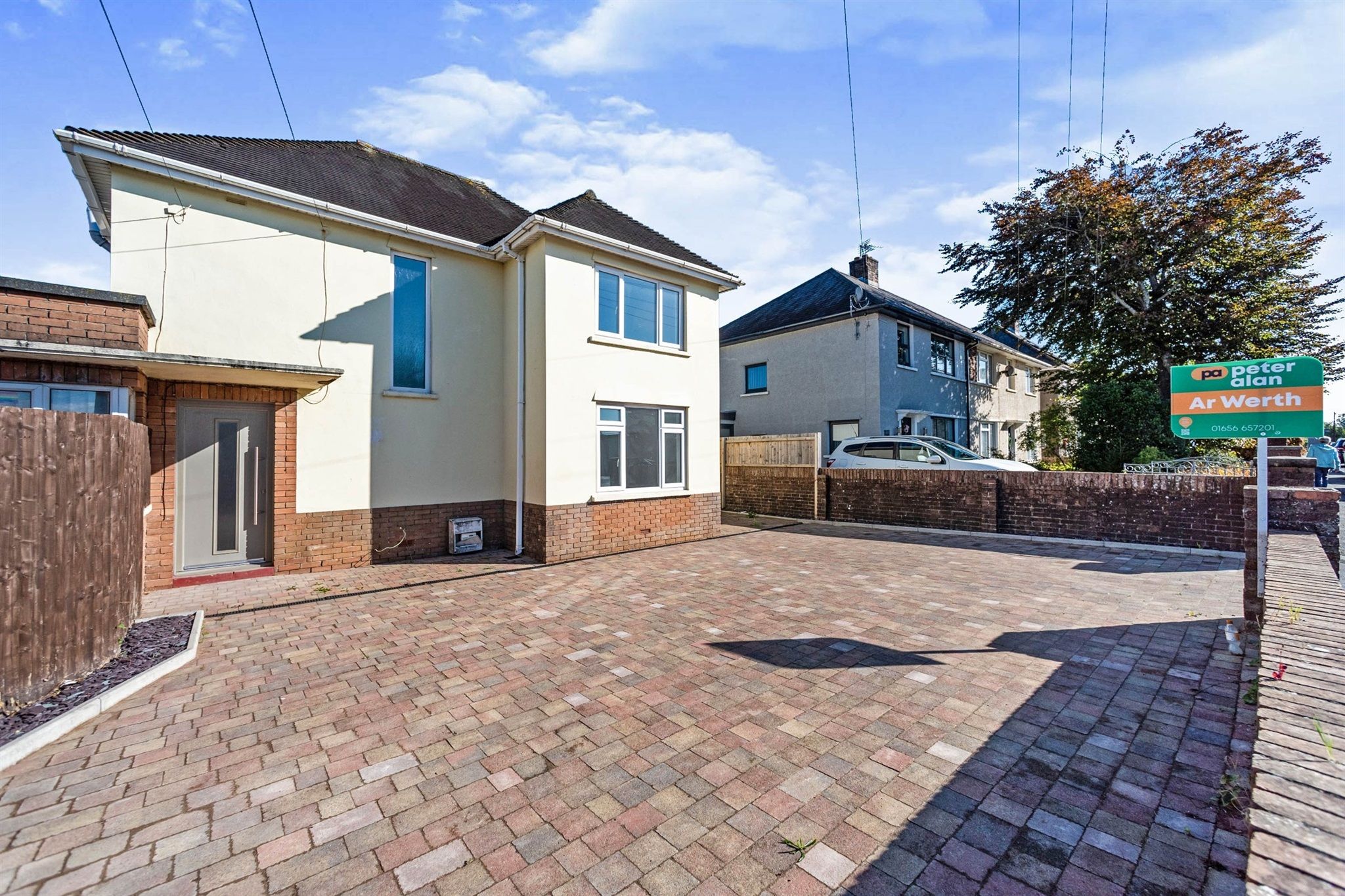 3 bed detached house for sale in HeolYGroes, Pencoed, Bridgend CF35