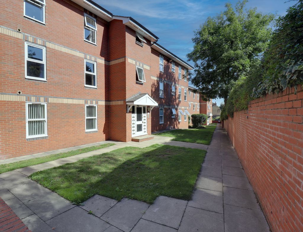 2 bed flat for sale in Northgate Lodge, Skinner Lane, Pontefract WF8