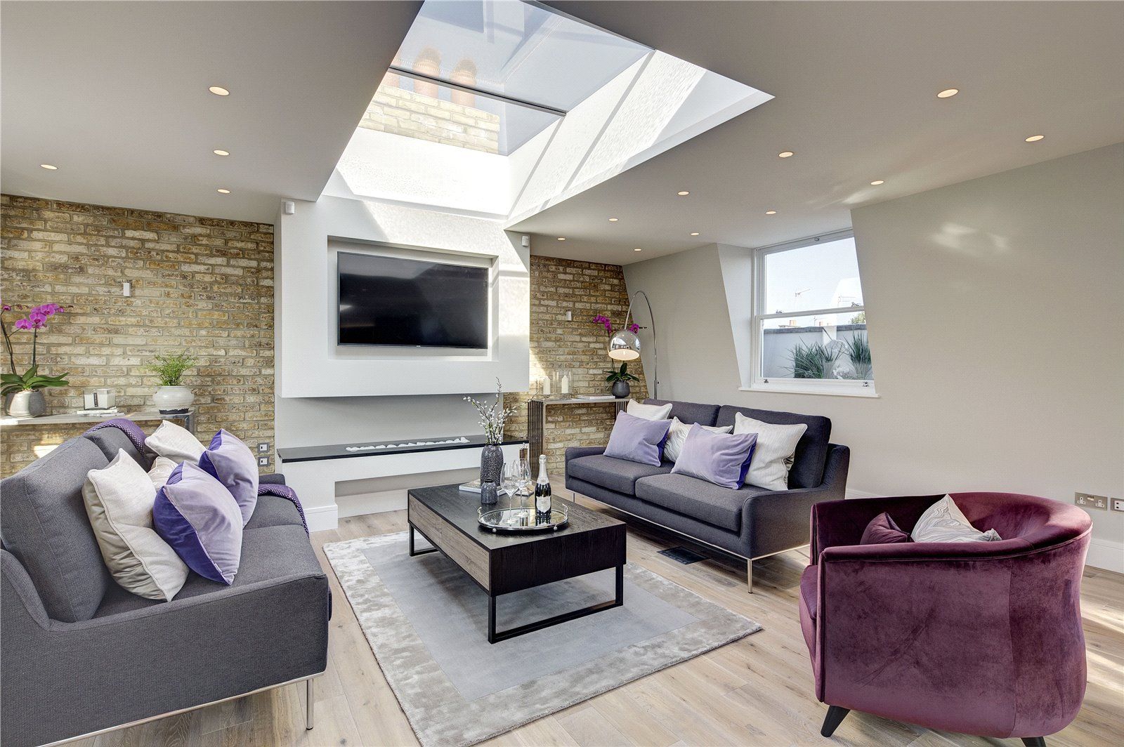 Warwick Garden, Kensington And Chelsea, London W14  