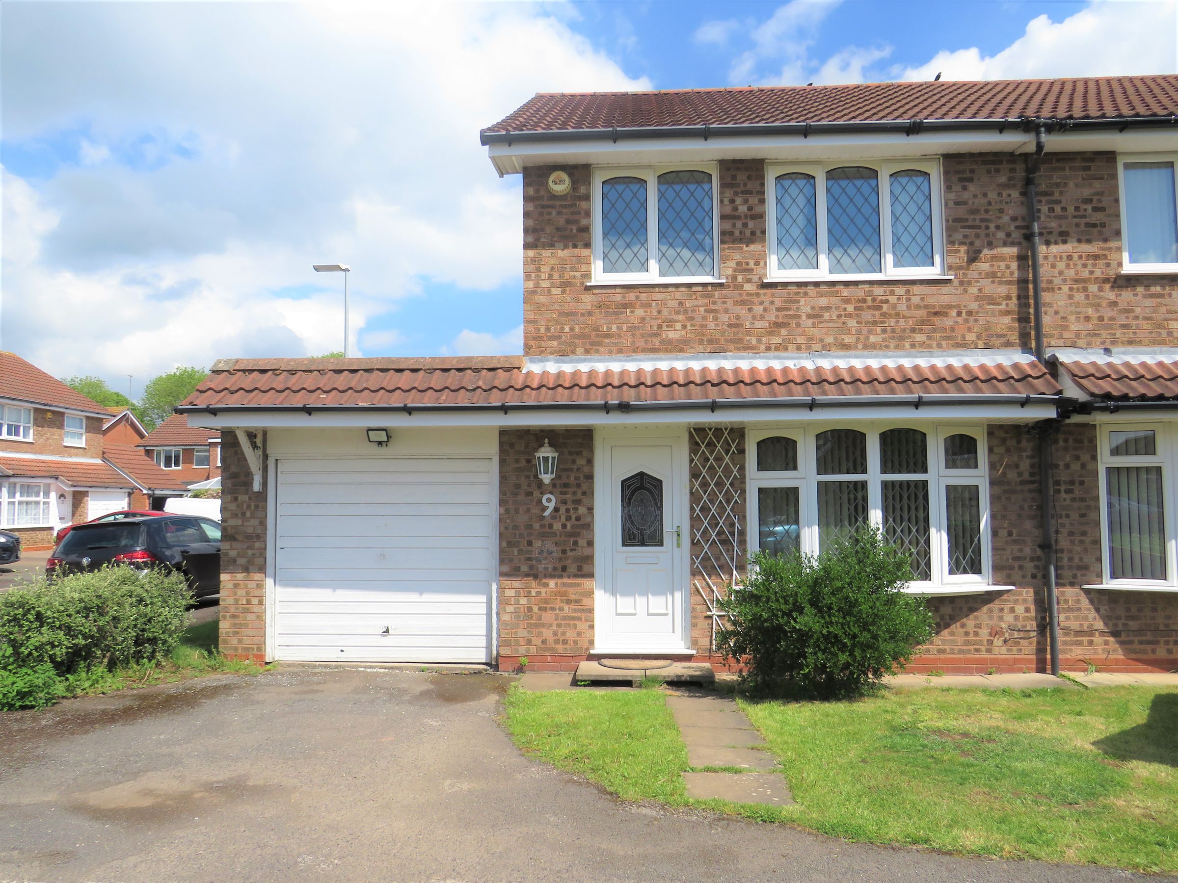 3 bed semidetached house to rent in Lintly, Wilnecote, Tamworth B77