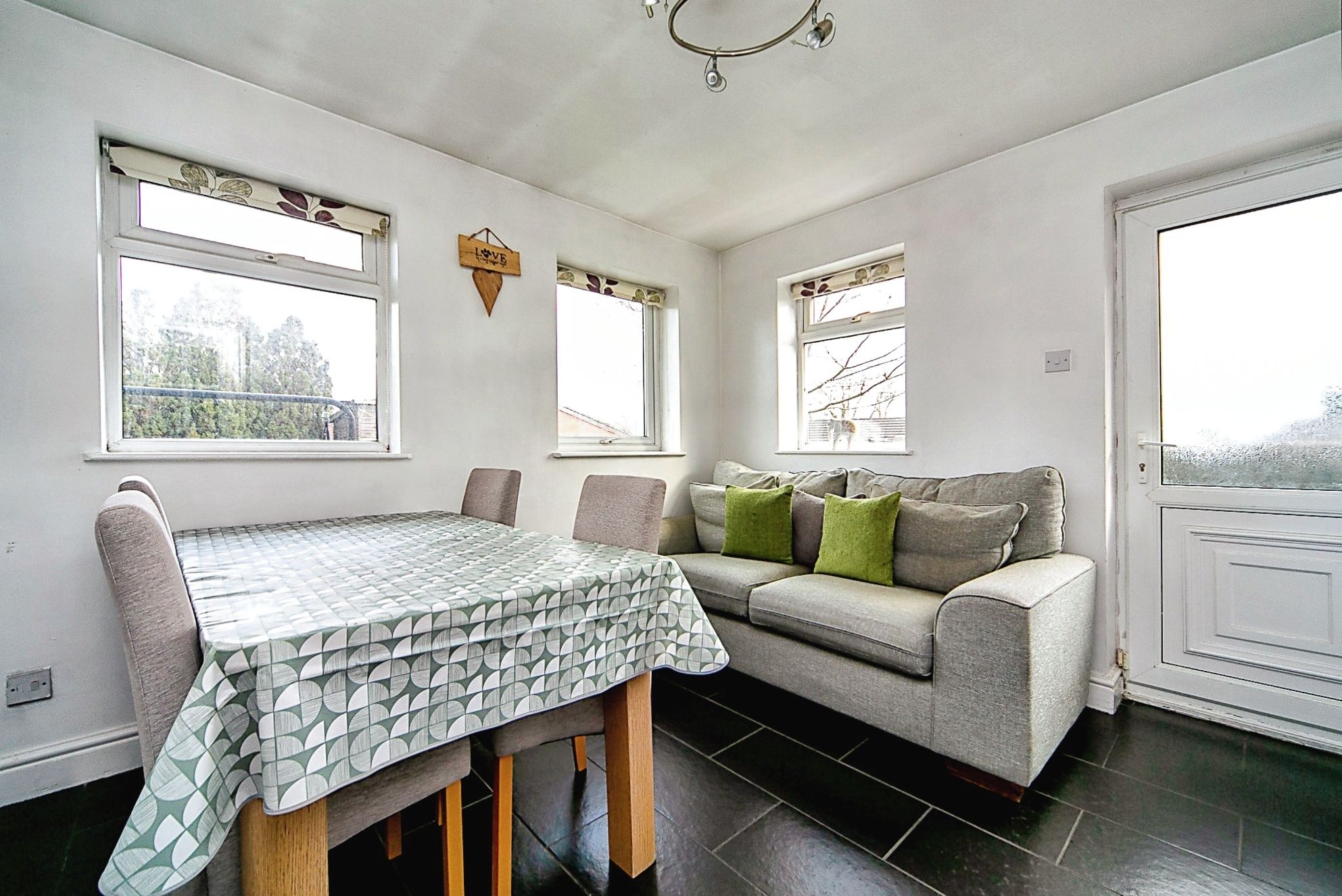 2 bed semidetached house for sale in Heatherdale Close, Gwersyllt, Wrecsam, Heatherdale Close