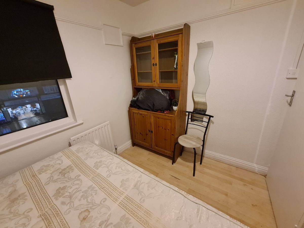 Room to rent in Ruislip Road, Greenford UB6 Zoopla