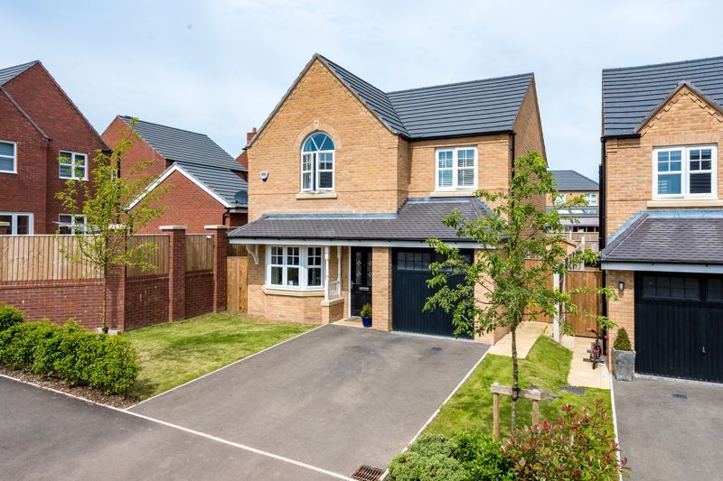 4 bed detached house for sale in Wood Green Close, Standish, Wigan WN6