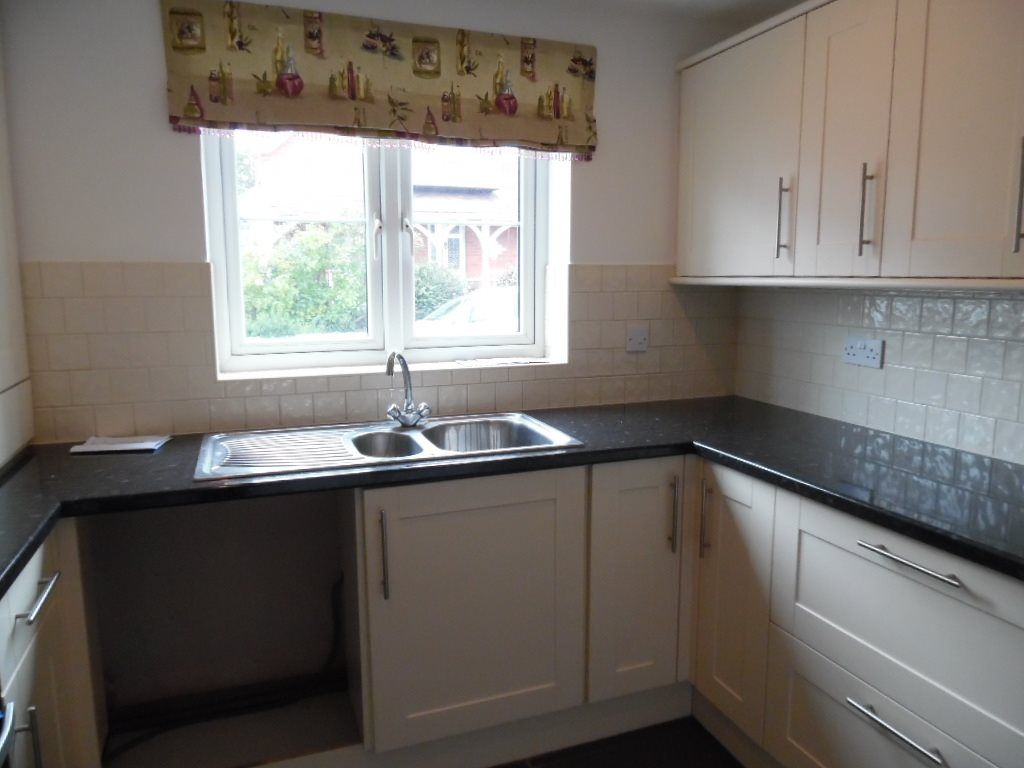 3 bed detached house to rent in Roseberry Avenue, Skegness PE25 Zoopla