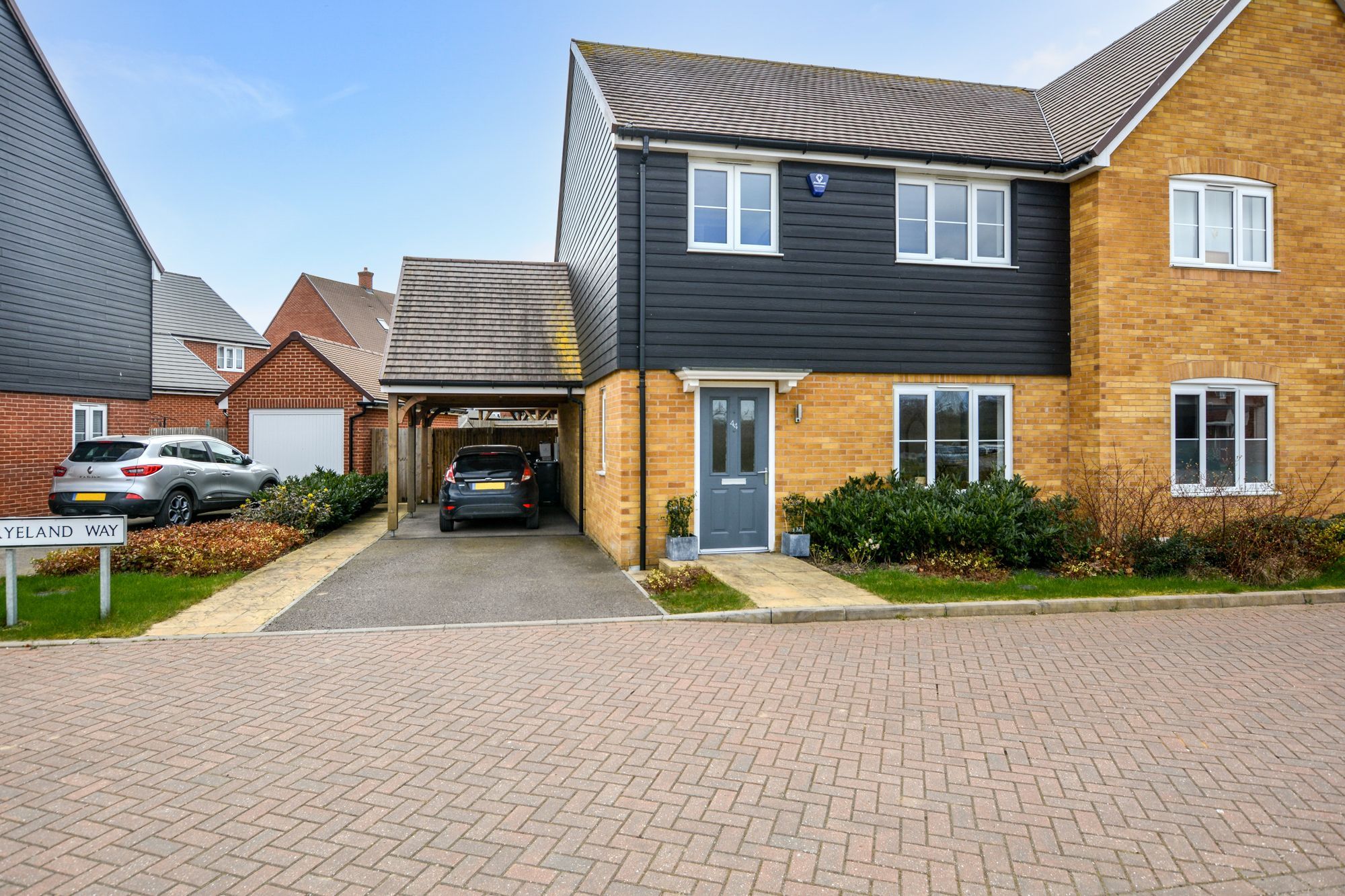 4 bed semidetached house to rent in Ryeland Way, Ashford TN25 Zoopla