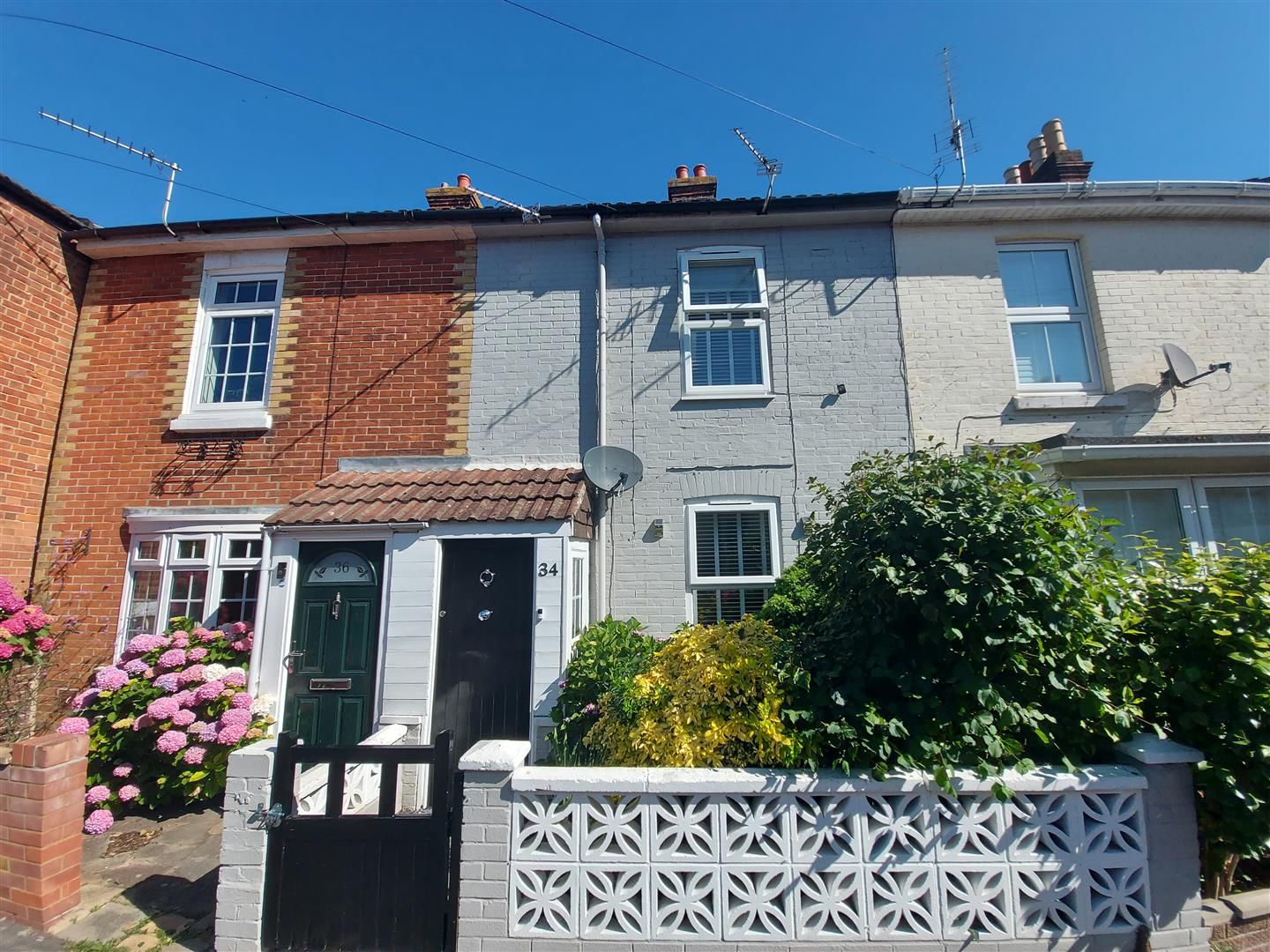 2 bed terraced house for sale in Gordon Road, Fareham PO16 Zoopla