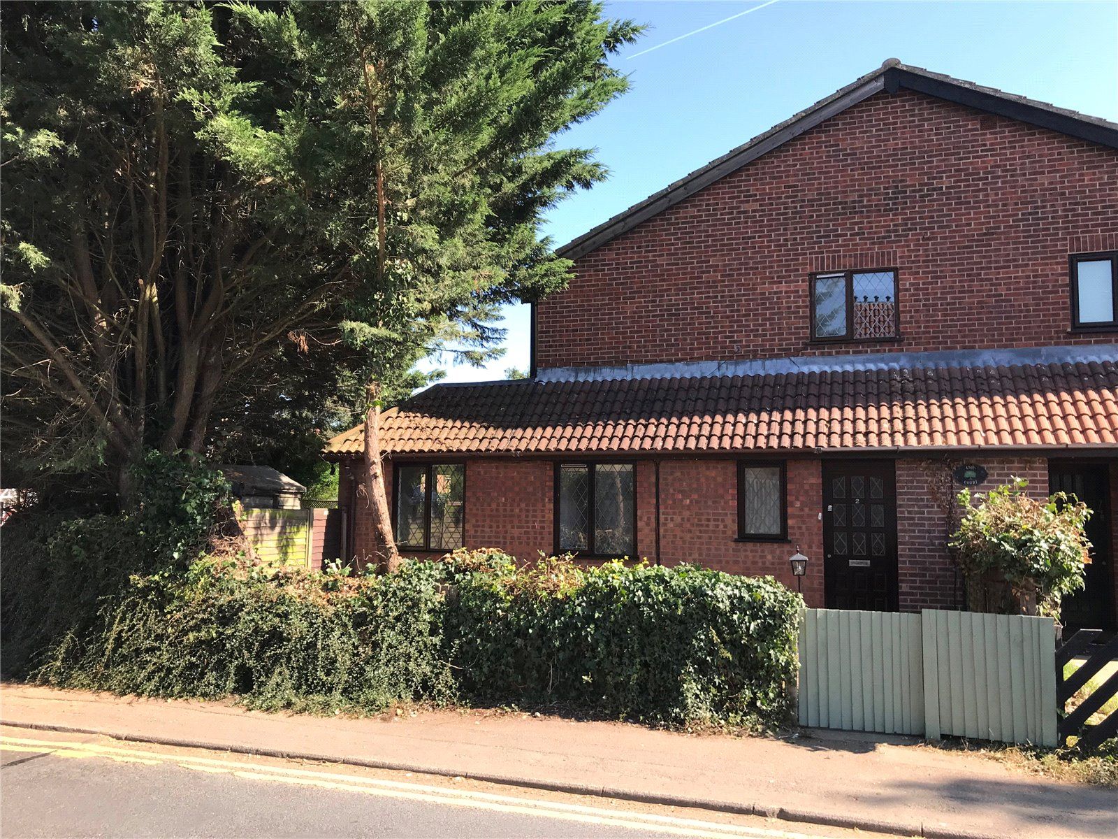 2 bed semidetached house for sale in Ash Court, Longacres, St. Albans