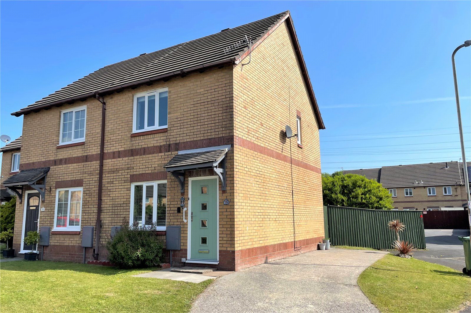 2 bed semidetached house for sale in Clos Cilsaig, Dafen, Llanelli