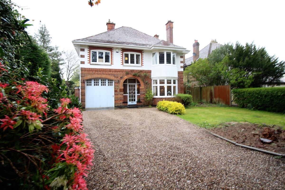 4 bed detached house for sale in Grove Road, Burbage, Hinckley LE10