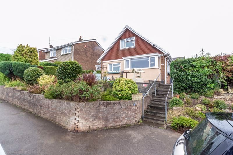 4 bed detached house for sale in Golf Road, New Inn, Ref00020151 NP4