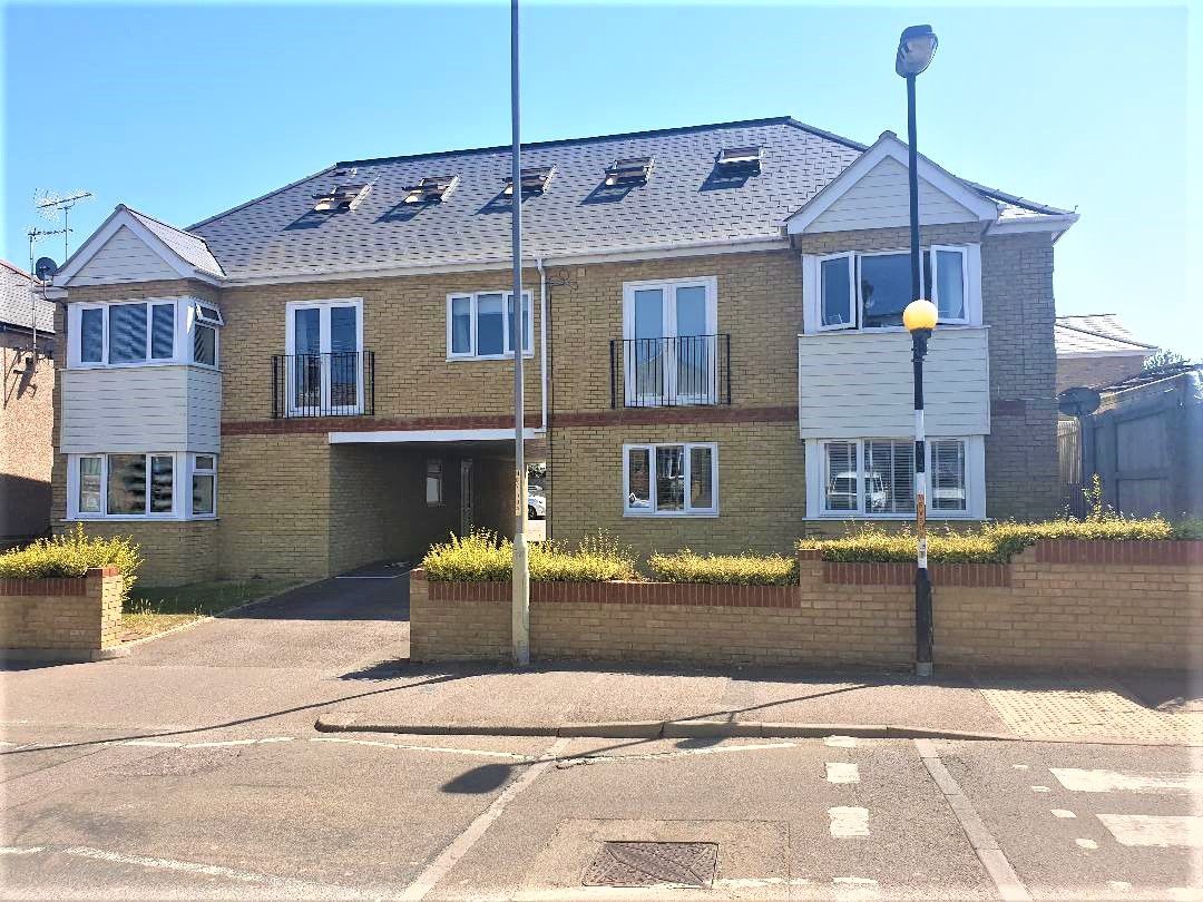 2 bed flat to rent in Willow Mill Hill, Deal, Kent CT14 Zoopla