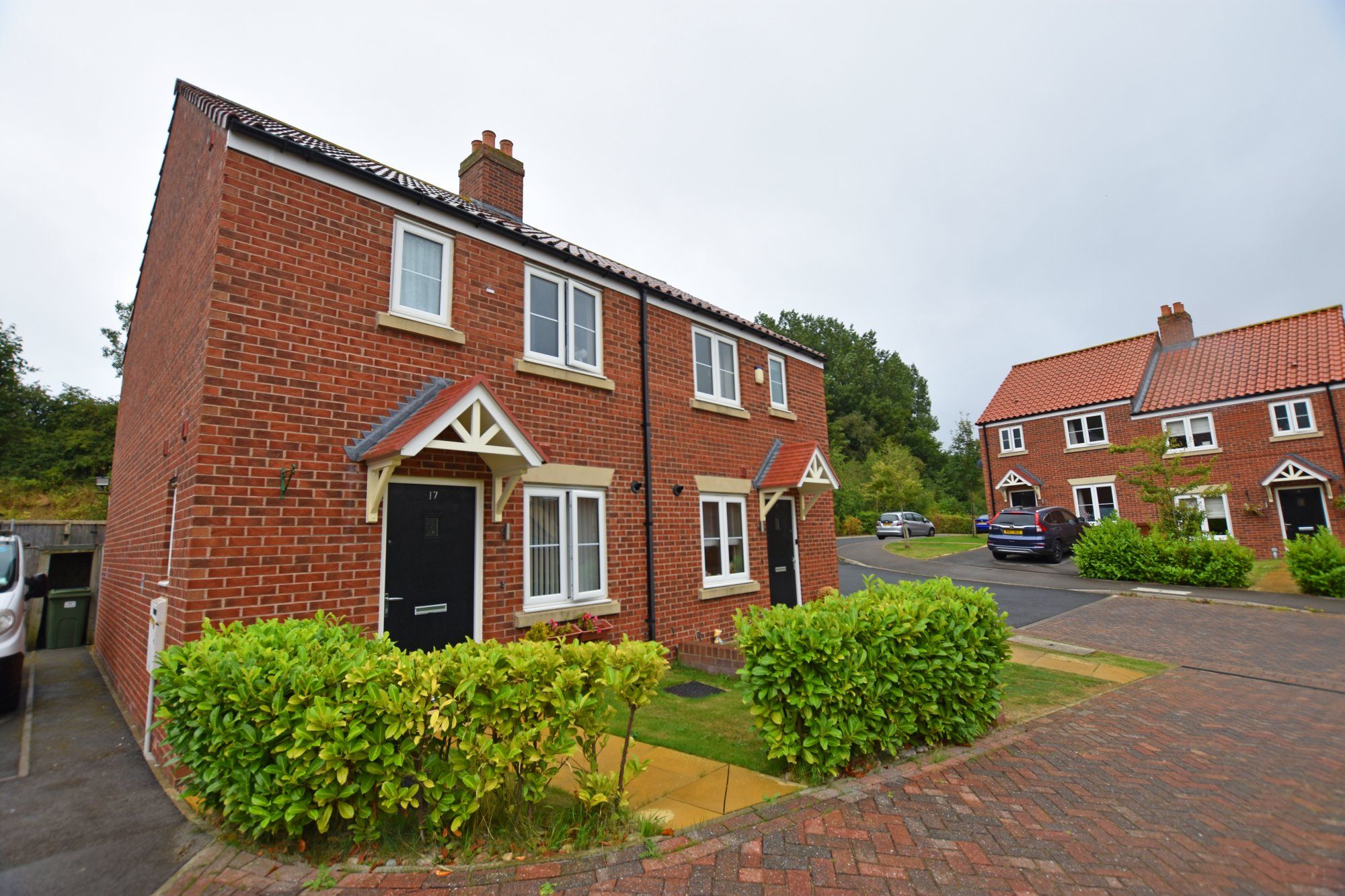 3 bed semidetached house for sale in Bramble Way, Scalby, Scarborough