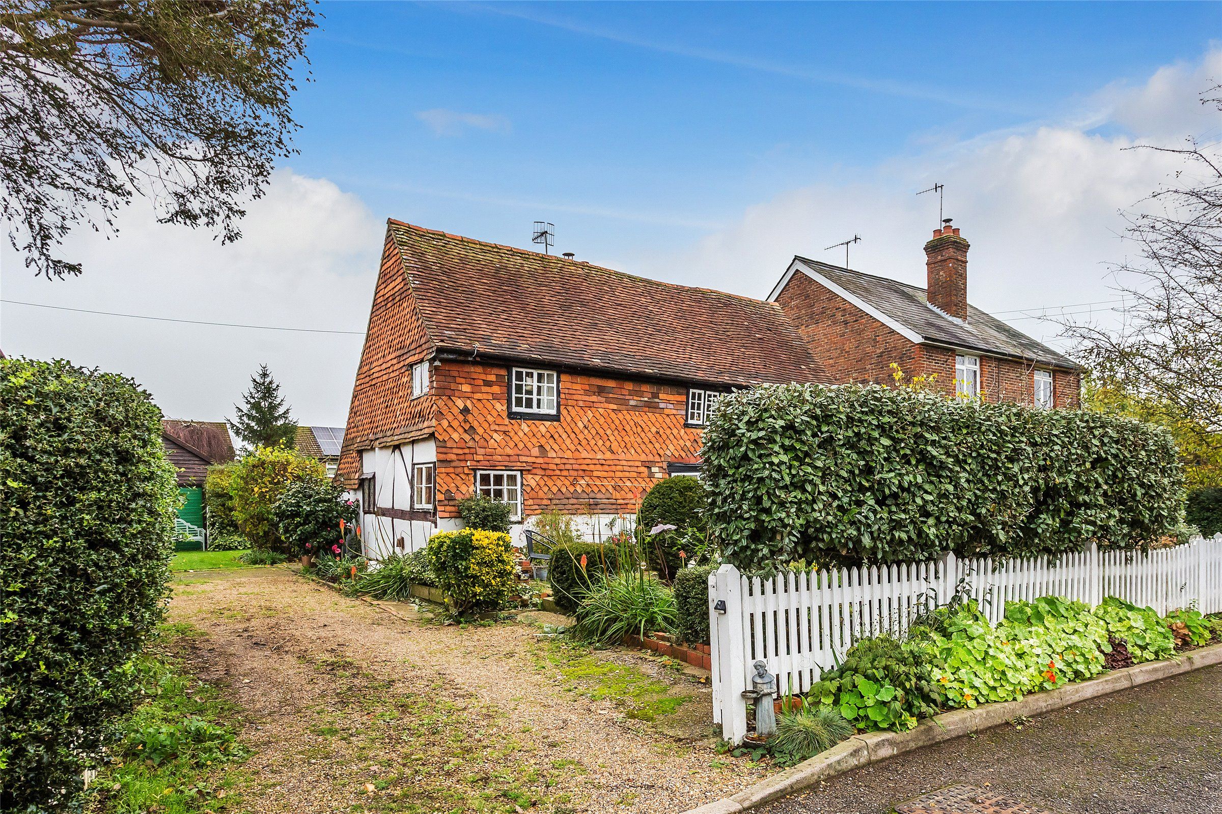 3 bed detached house for sale in Yew Tree Close, Horley Row, Horley