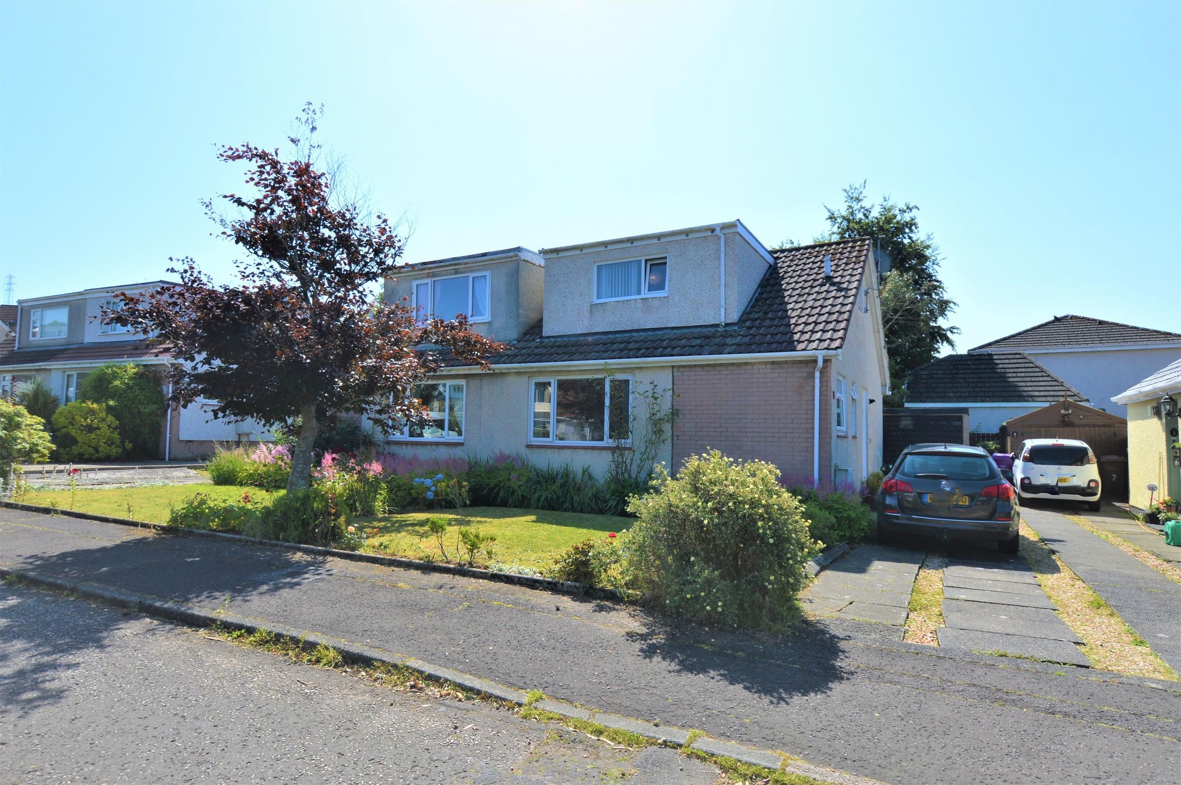 4 bed semidetached bungalow for sale in Stairlie Crescent, West