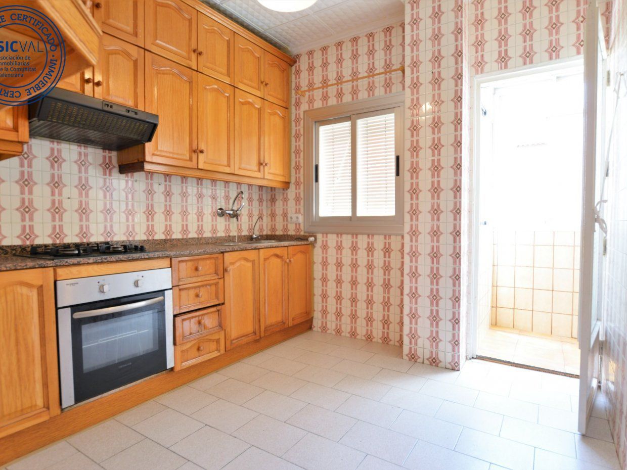 4 bed apartment for sale in 03600 Elda, Alicante, Spain Zoopla