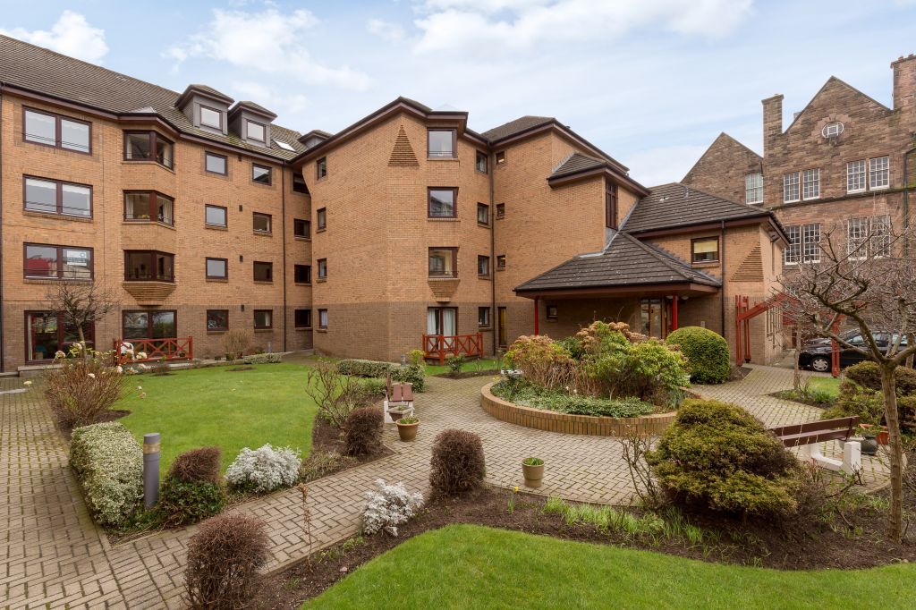 173 Flat 217 Carlyle Court Comely Bank Road Comely Bank EH4