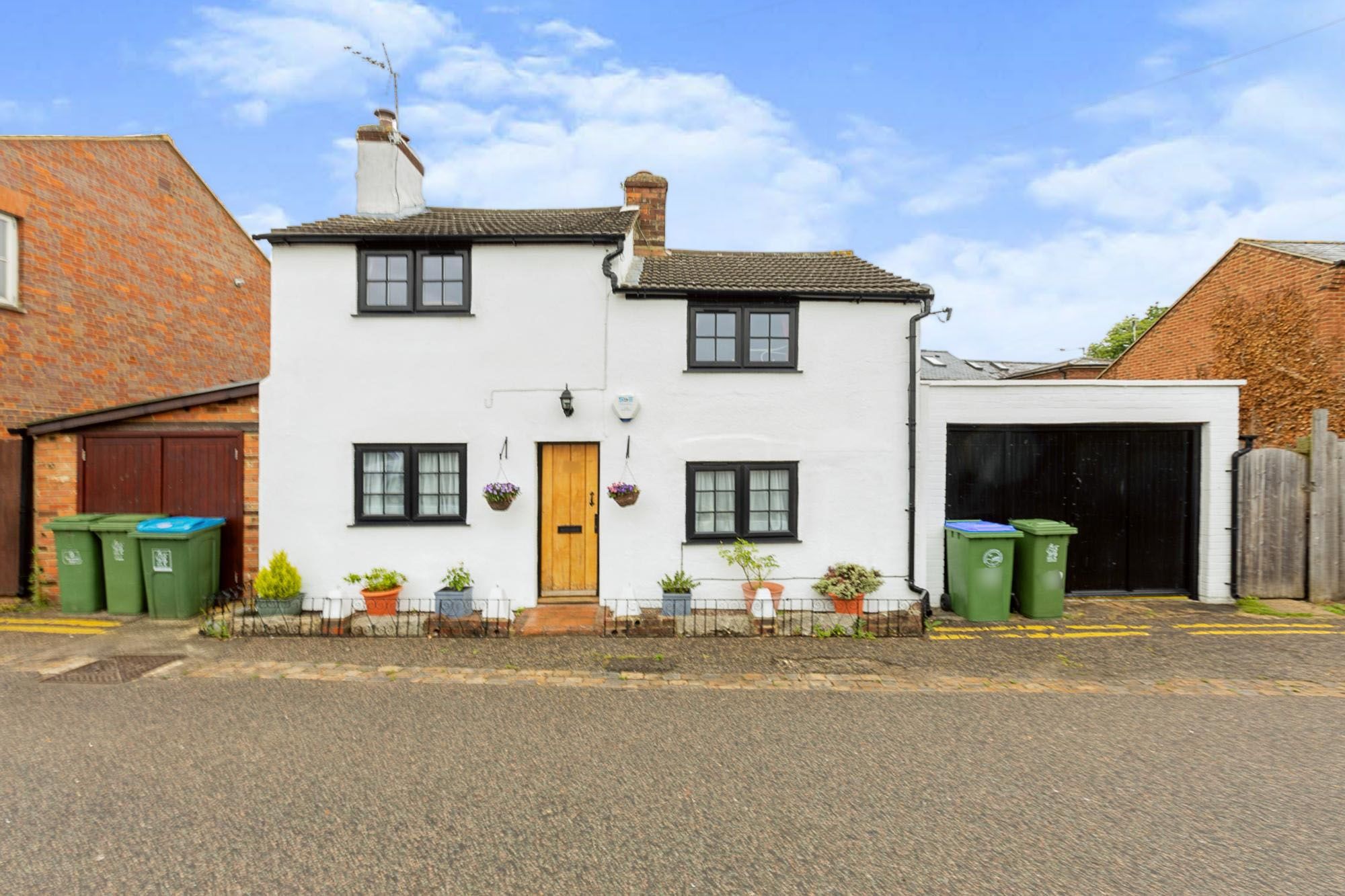 3 bed cottage for sale in Walton Green, Aylesbury HP21 Zoopla