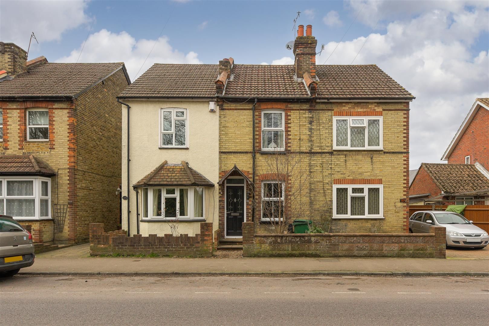 2 bed property for sale in Frenches Road, Redhill RH1 Zoopla