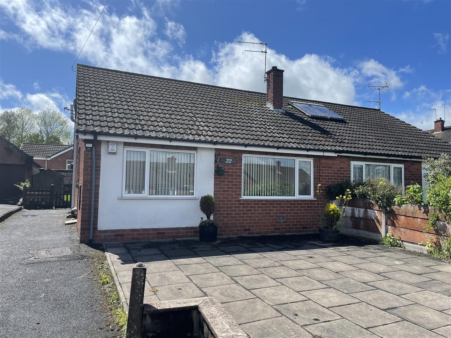 2 bed semidetached bungalow to rent in Roseacre Lane, Blythe Bridge, StokeOnTrent ST11 Zoopla