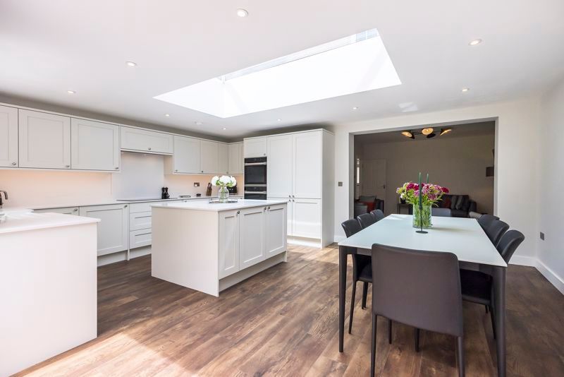 4 bed semidetached house for sale in Oakfield Lane, Dartford DA1 Zoopla