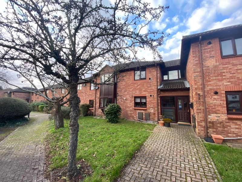 2 bed flat for sale in Castle Court, Castle CW8 Zoopla