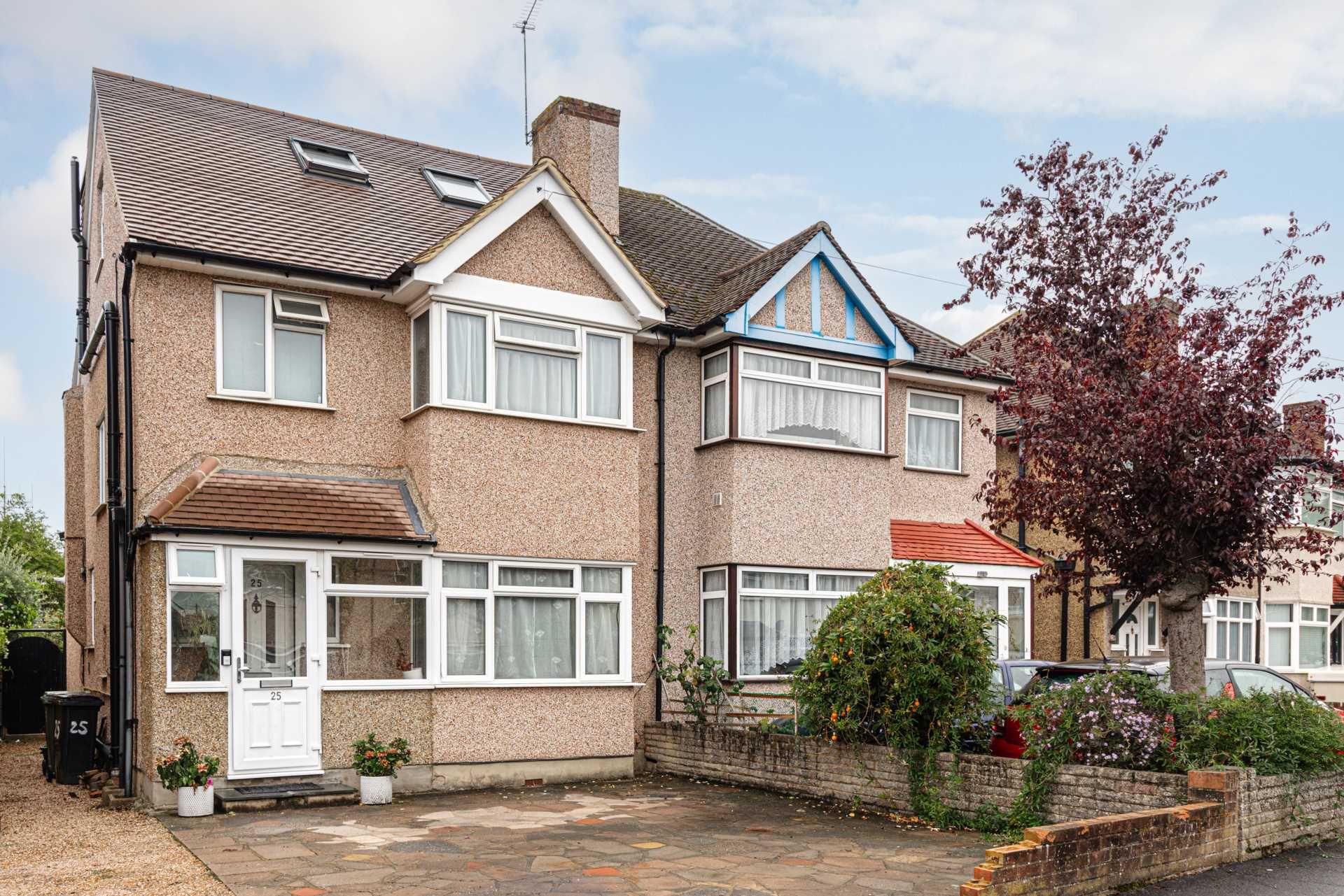 4 bed semidetached house to rent in Poole Road, Epsom KT19 Zoopla