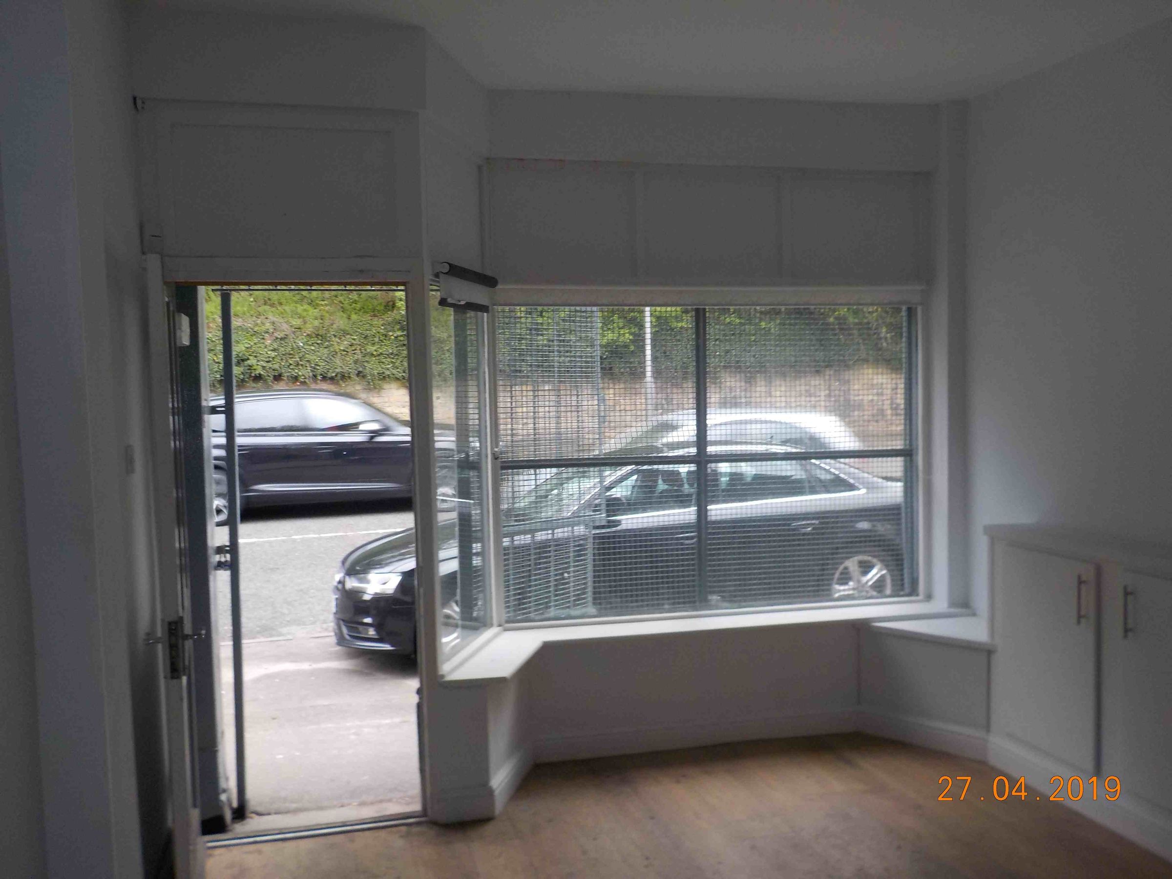 Retail premises to let in Chesterfield Road North, Pleasley, Mansfield