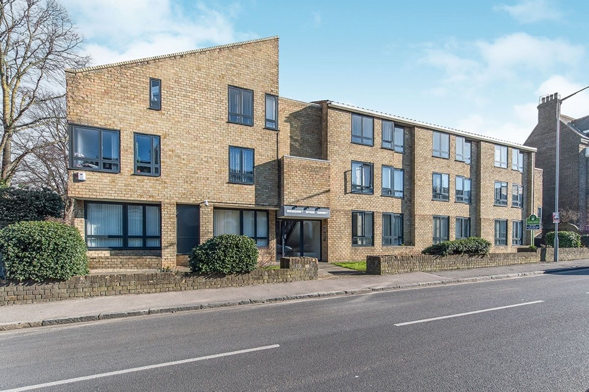 1 bed flat to rent in Newton Road, Faversham, Kent ME13 Zoopla