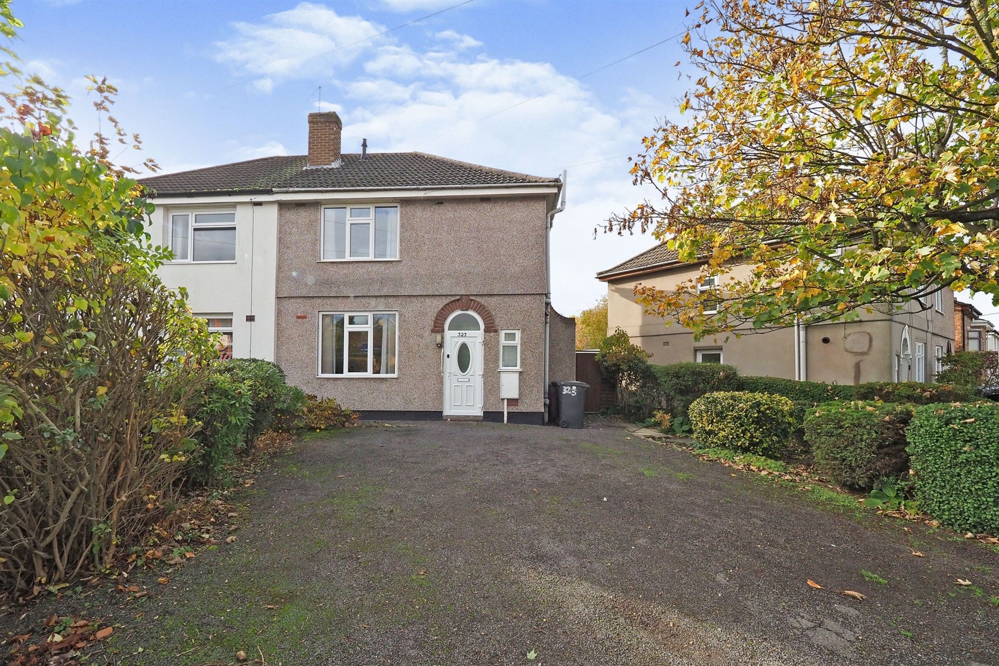 3 bed semidetached house for sale in Burton Road, Woodville