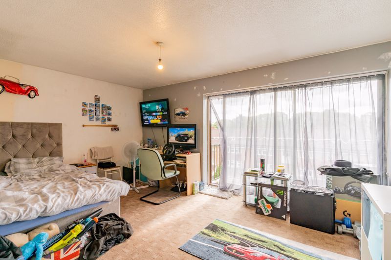 4 bed terraced house for sale in Bath Meadow, Belle Vale, Halesowen B63