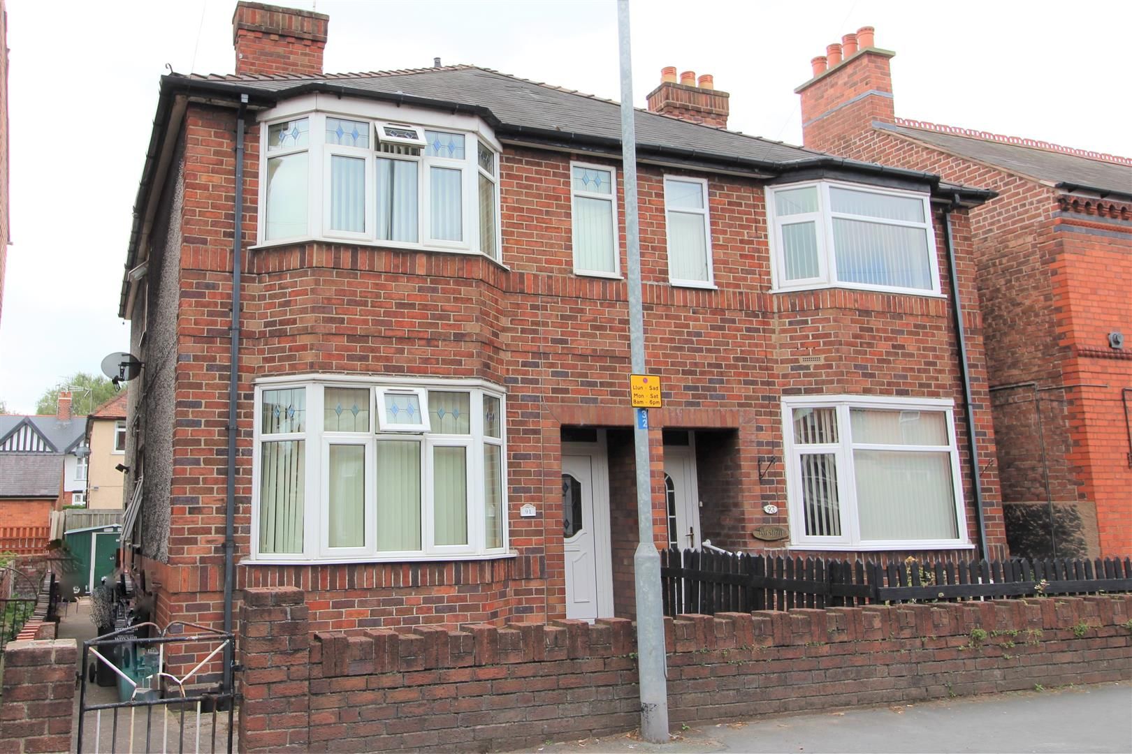 4 bed semidetached house for sale in Ruabon Road, Wrexham LL13 Zoopla