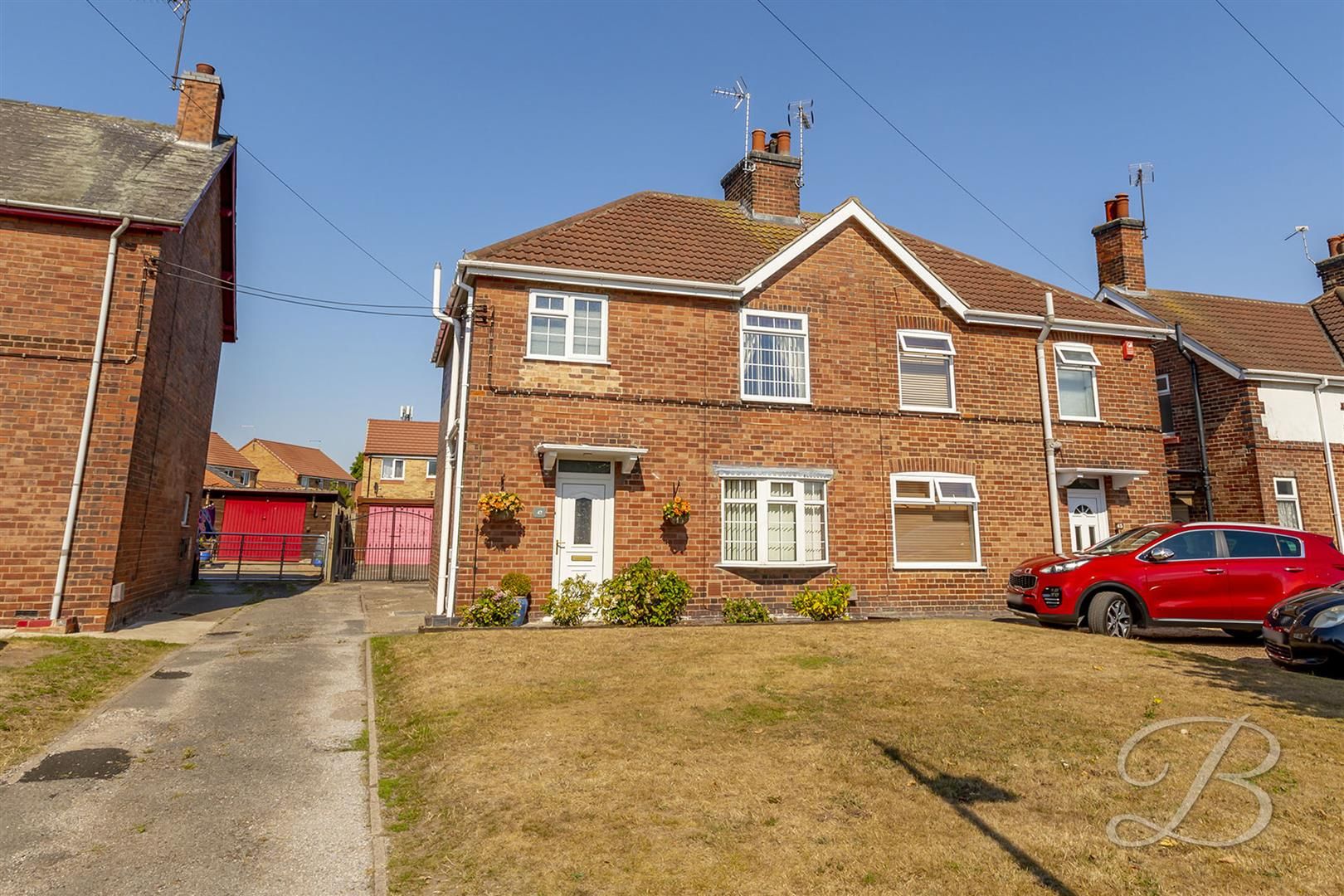 3 bed semidetached house for sale in Larch Road, New Ollerton, Newark