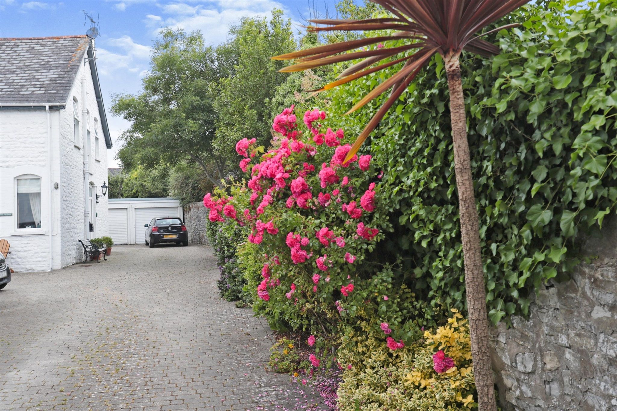 2 bed property for sale in Marine Parade, Penarth CF64 Zoopla