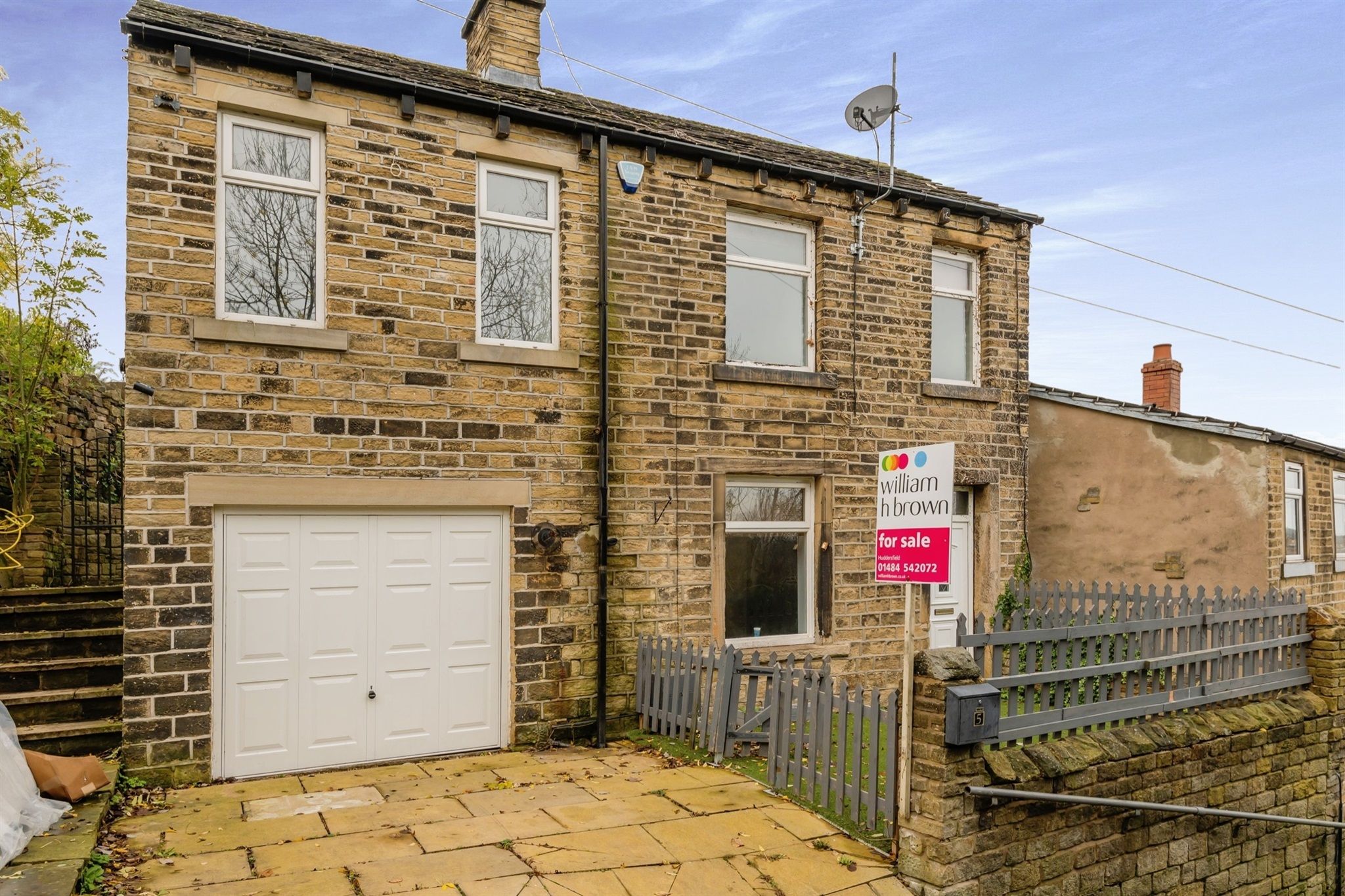 4 bed detached house for sale in Stoney Lane, Taylor Hill, Huddersfield