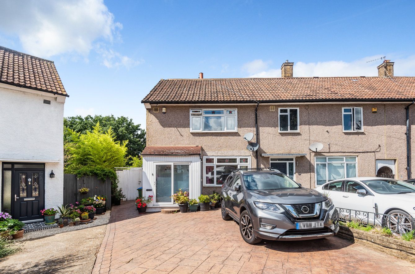 2 bed terraced house for sale in Holburne Road, London SE3 Zoopla