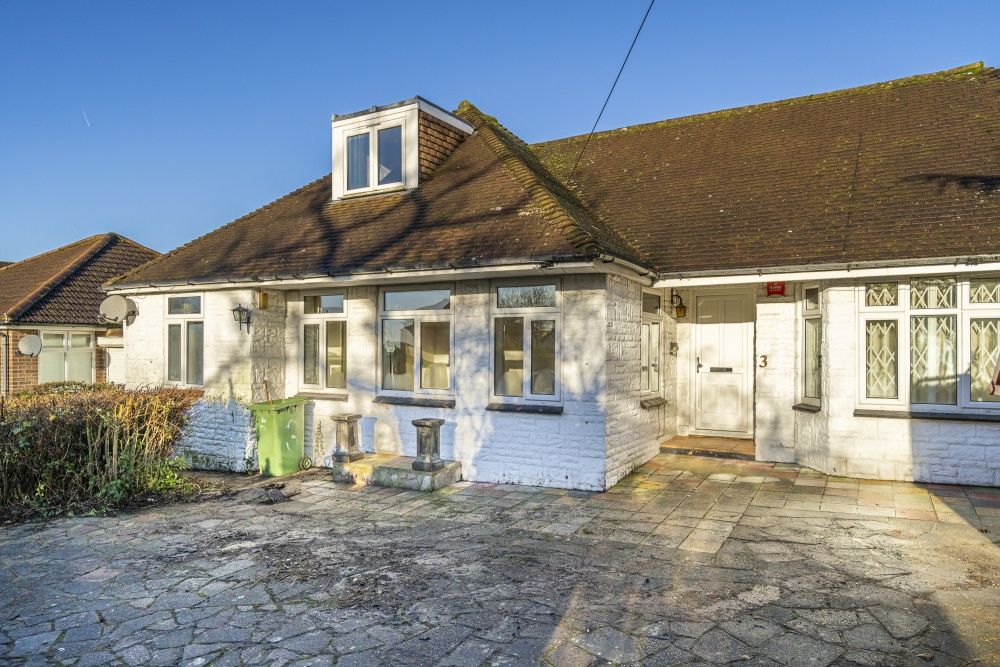 3 bed bungalow for sale in Elms Road, Harrow HA3 Zoopla