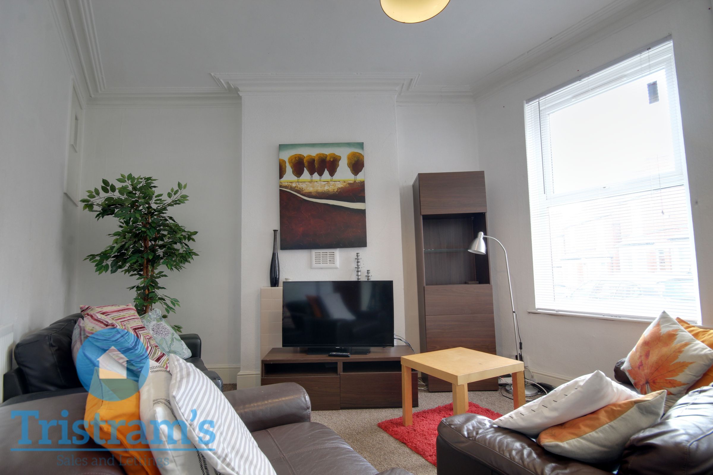 6 bed terraced house for sale in Osborne Street, Nottingham NG7 Zoopla