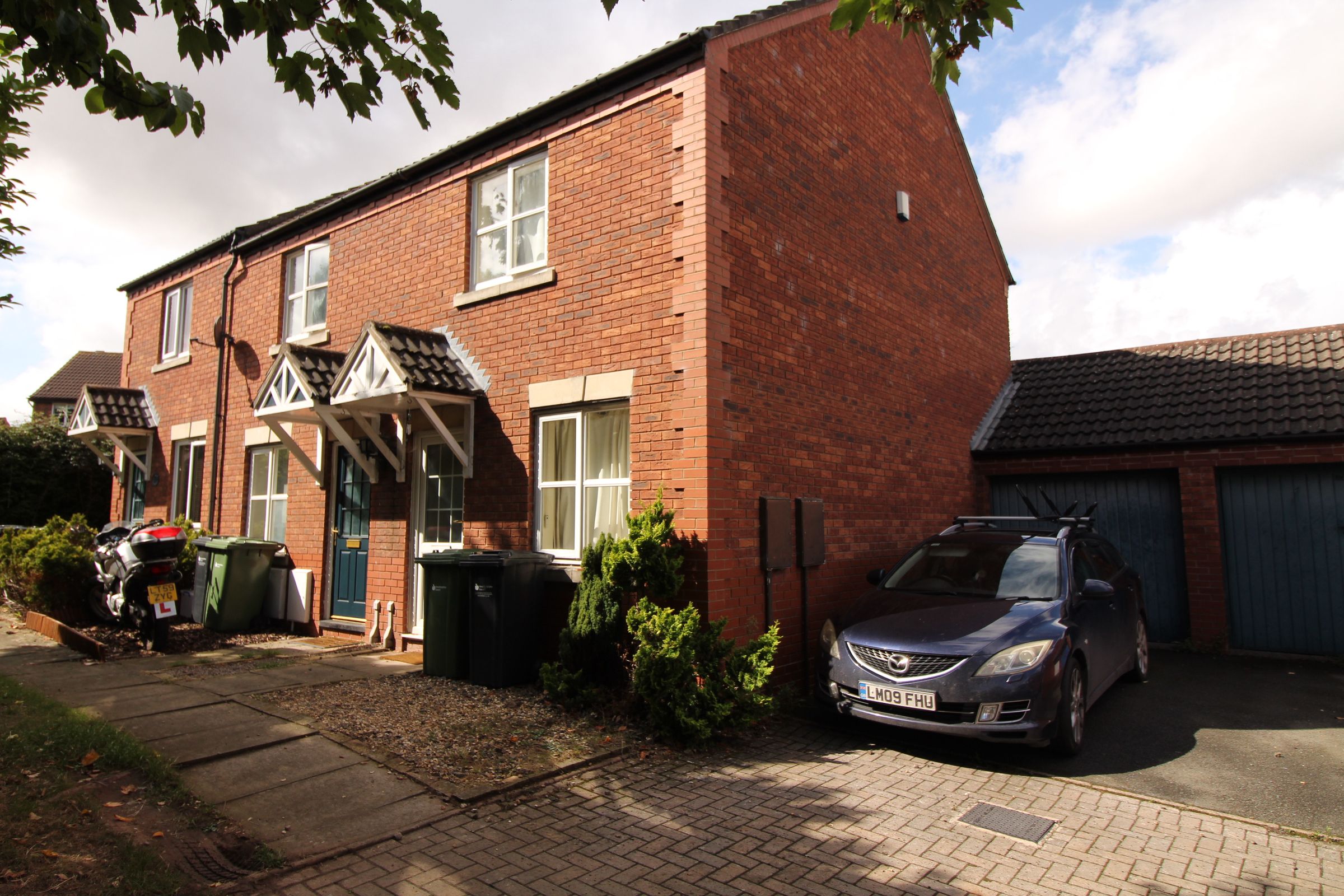 2 bed end terrace house to rent in Farringdon Avenue, Hereford HR2 Zoopla