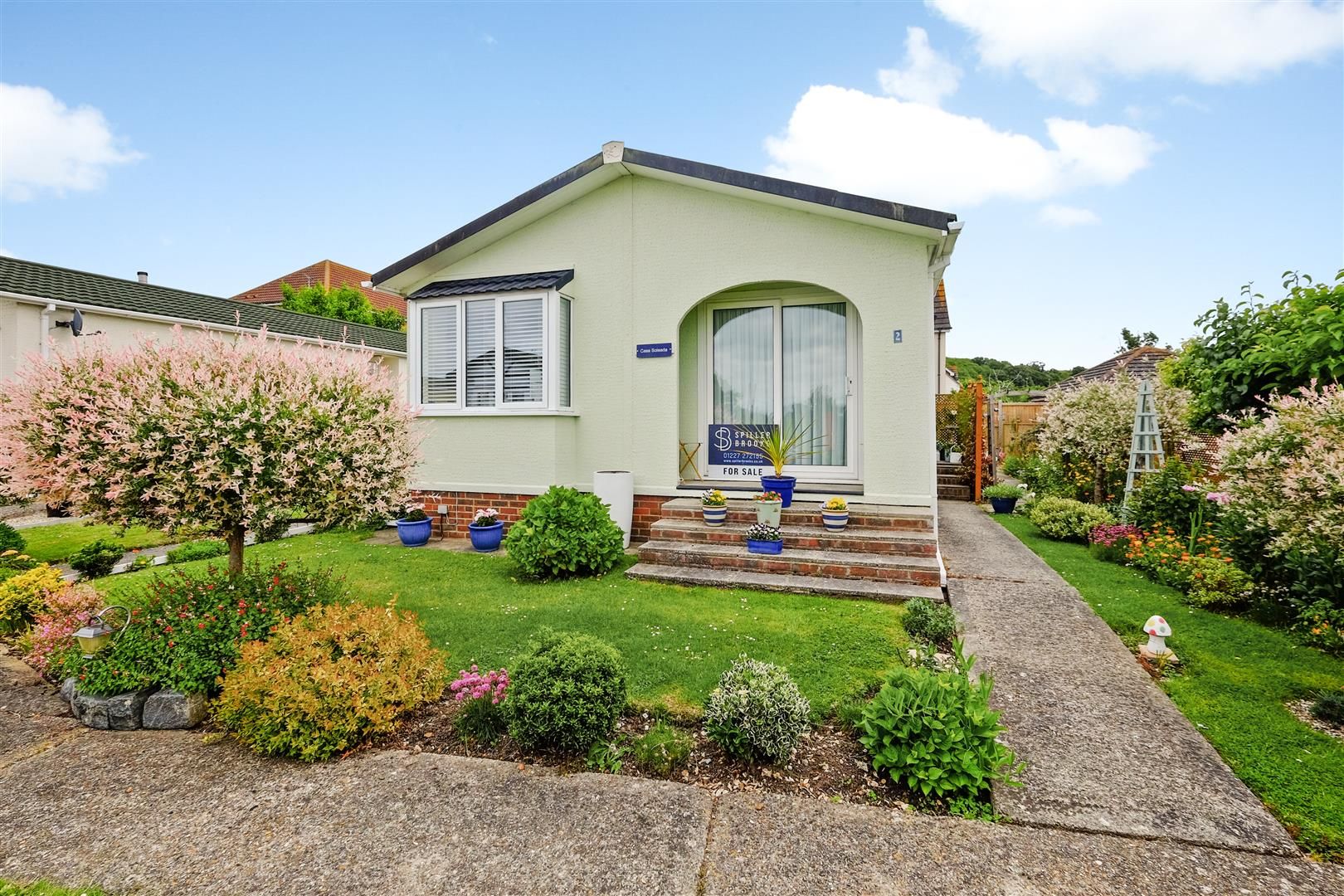 2 bed mobile/park home for sale in Church Lane, Seasalter, Whitstable CT5 Zoopla