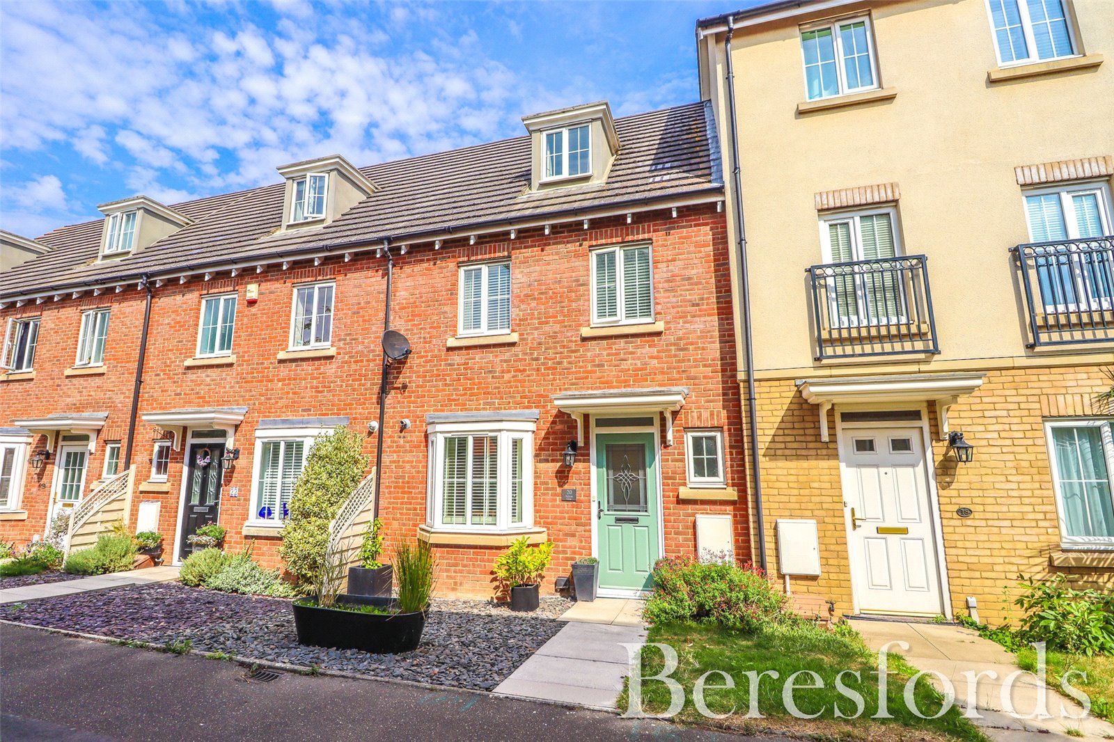 4 bed terraced house for sale in Halcyon Close, Witham CM8 Zoopla