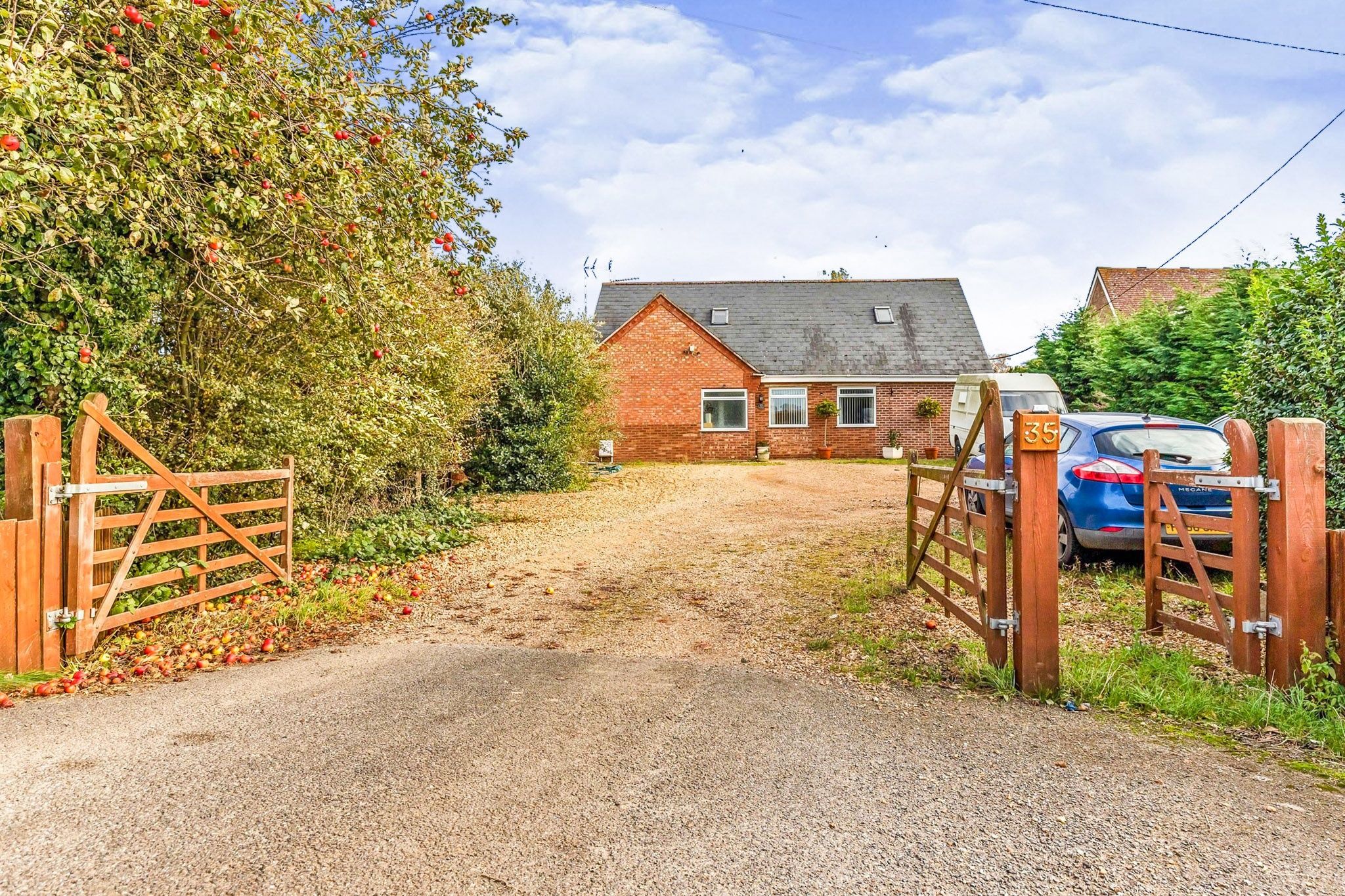 5 bed detached bungalow for sale in Whittlesey Road, March PE15 Zoopla