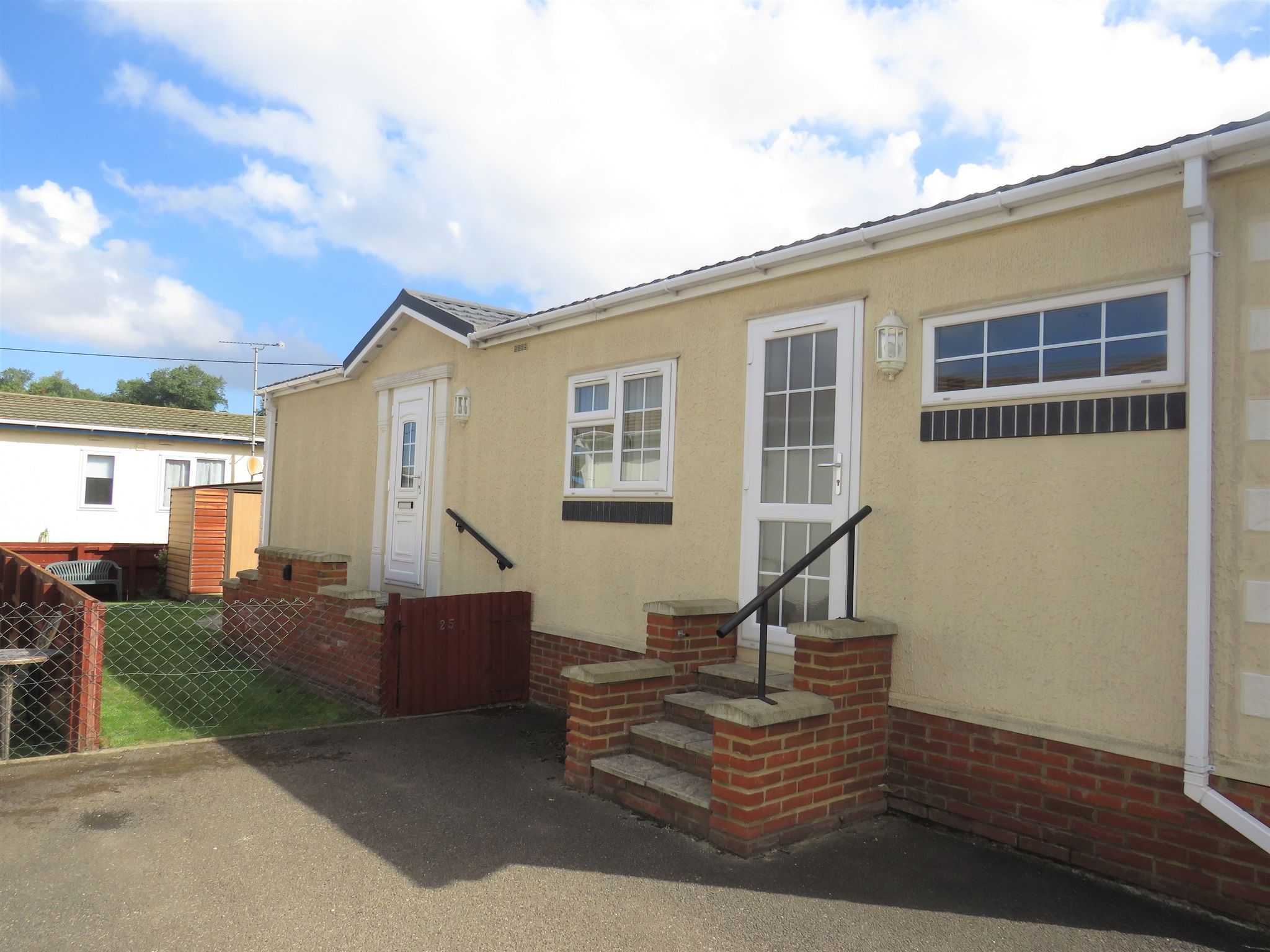 2 bed mobile/park home for sale in Station Road, Heacham, King's Lynn