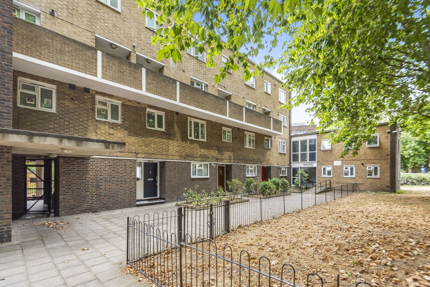 3 bed for sale in Opal Street, London SE11 Zoopla