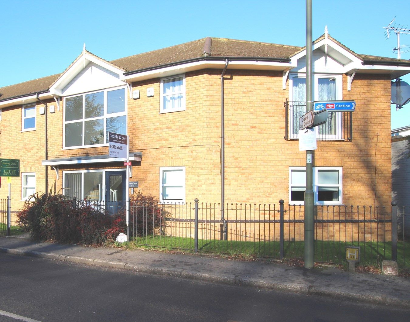 2 bed flat for sale in Green Lane, Shepperton TW17 Zoopla