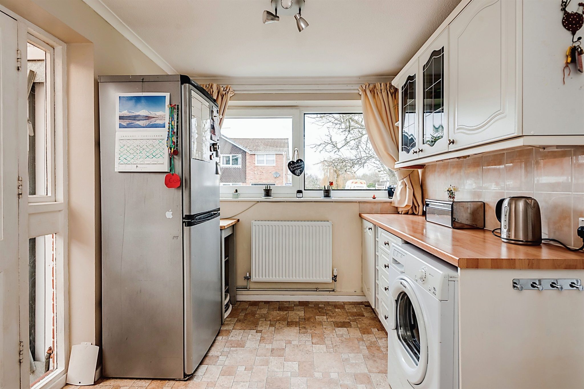 3 bed linkdetached house for sale in Kilda Road, Highworth, Swindon