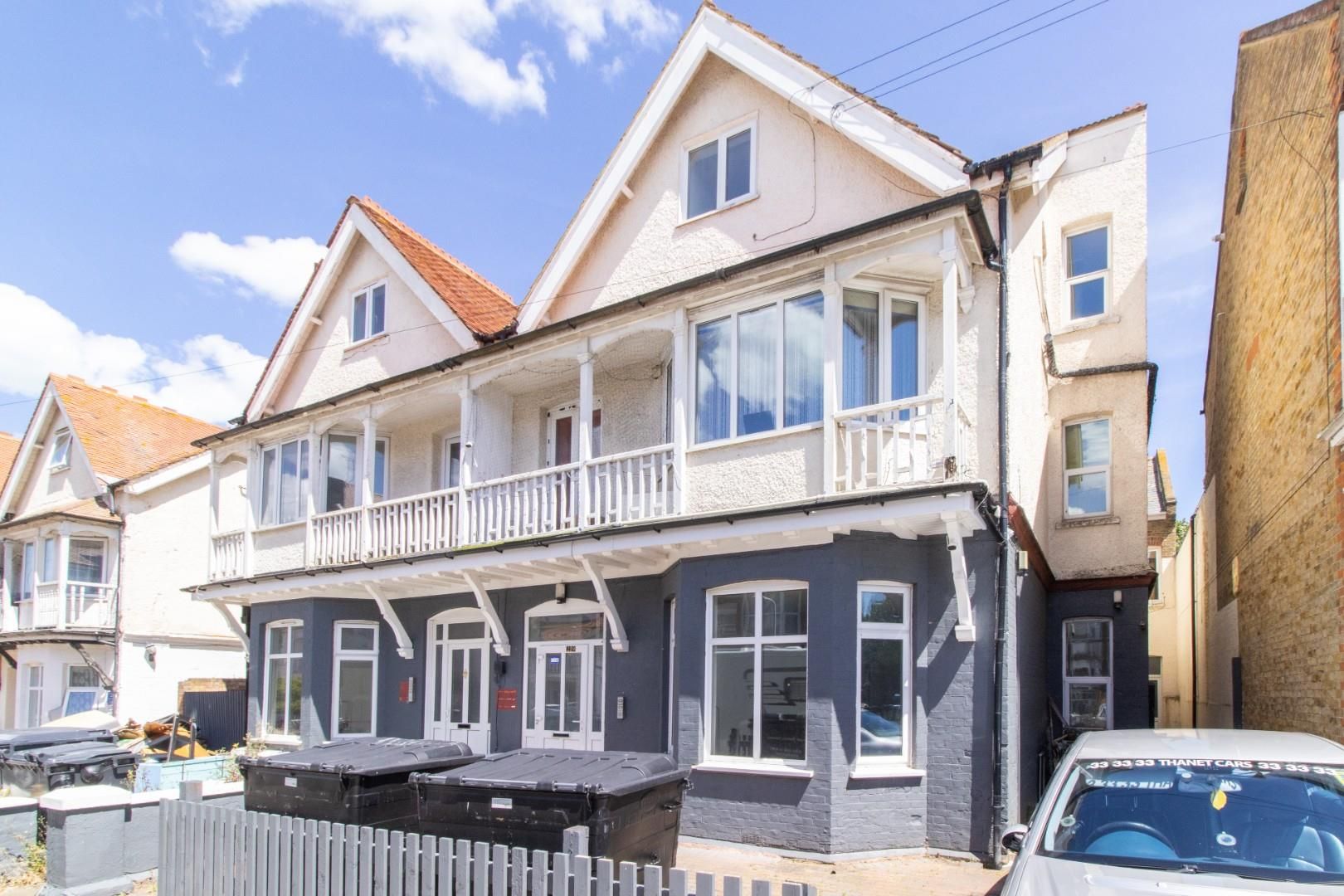 2 bed flat for sale in Surrey Road, Cliftonville, Margate CT9 Zoopla