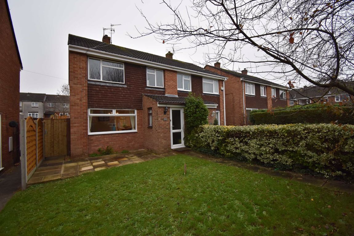 3 bed semidetached house for sale in Quantock Close, Warmley, Bristol